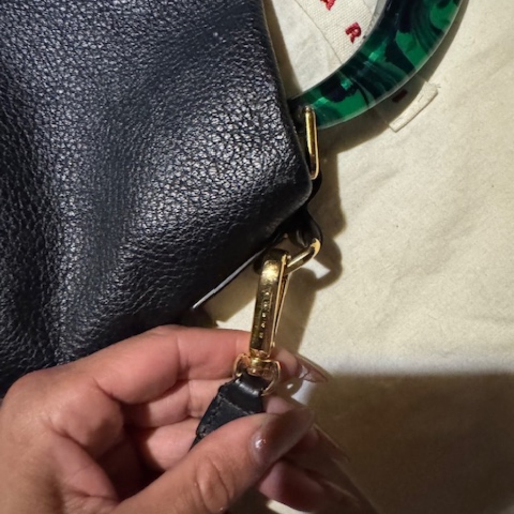 Marni Venice Small Bag in black leather - Picture 11 of 12